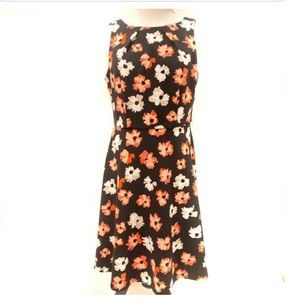 BRAND NEW Elle fit & flare dress with daisy print